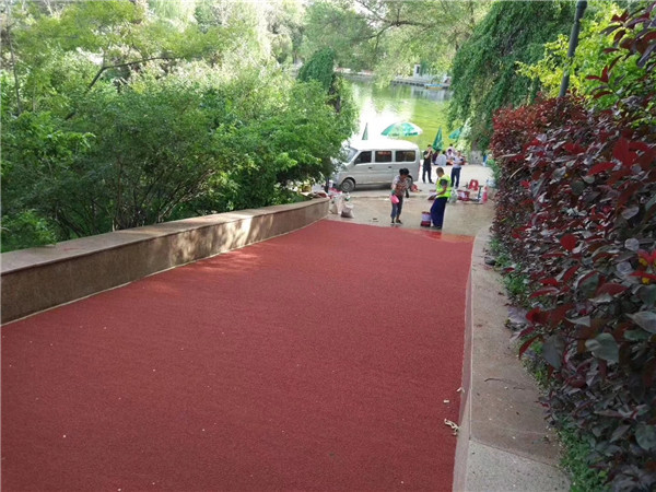 屯昌彩色路面施工
